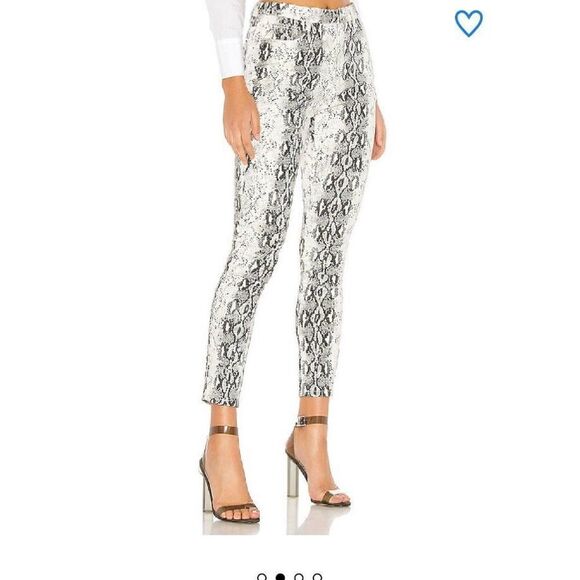 superdown Robyn Black and White Snake Print Pant Size 28 - Picture 3 of 11